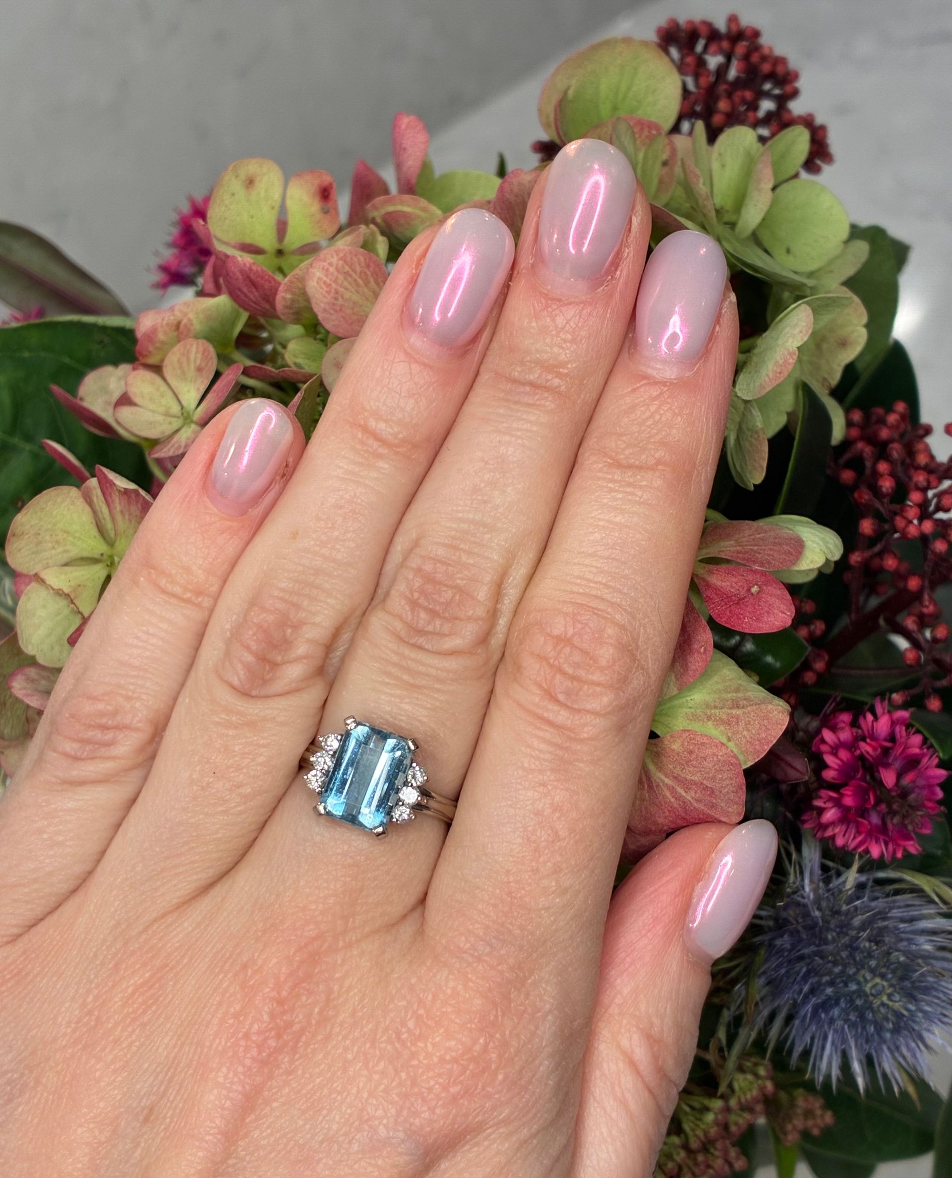 Vintage 18ct white gold, aquamarine and diamond ring