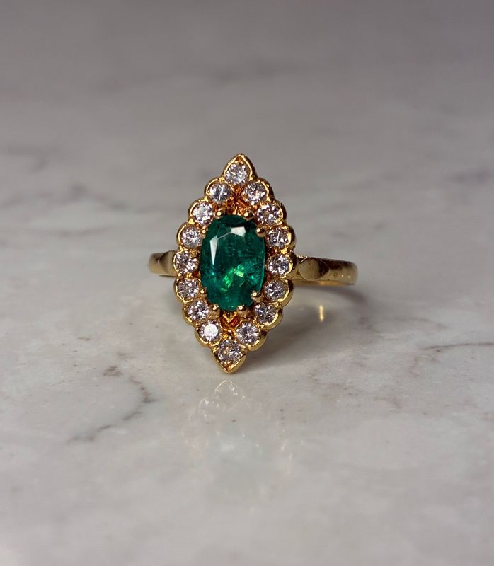 Vintage 18ct yellow gold emerald and diamond ring