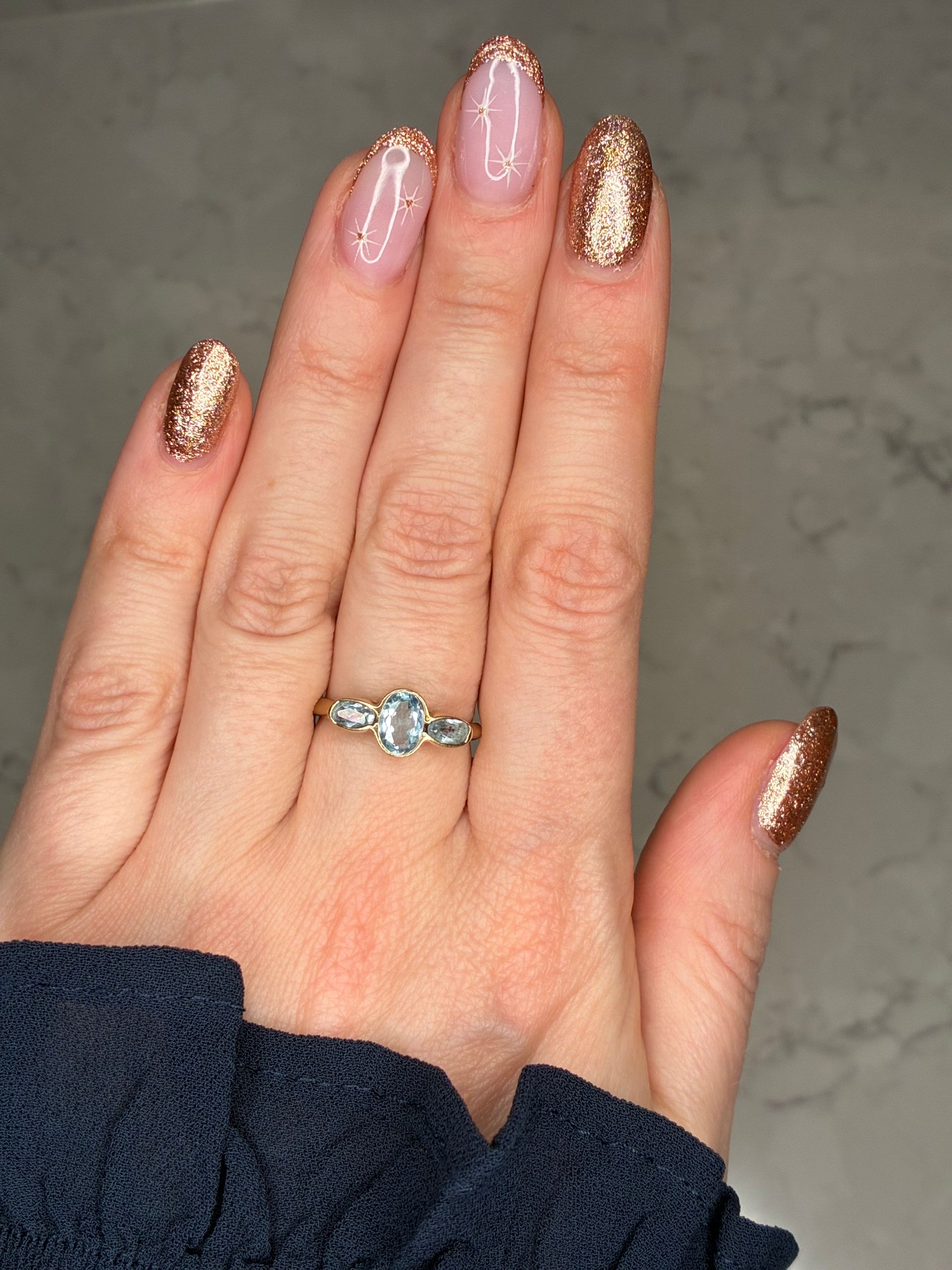 Vintage 9ct yellow gold aquamarine trilogy ring