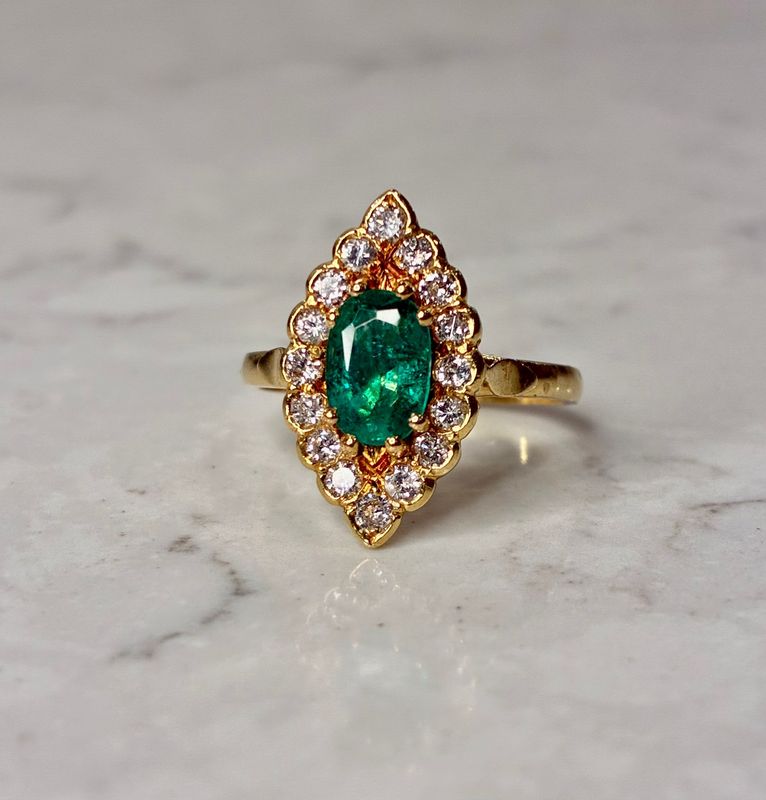 Vintage 18ct yellow gold emerald and diamond ring