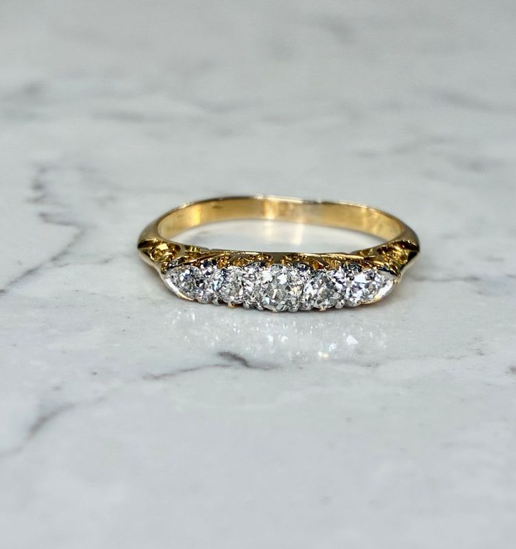 Art Deco 18ct yellow gold five-stone diamond ring
