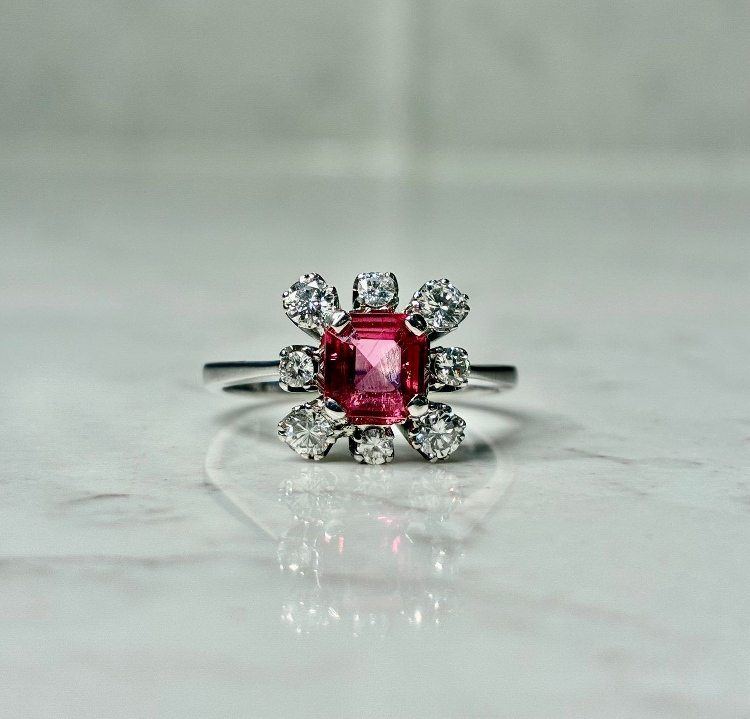 Vintage 18ct white gold pink tourmaline and diamond ring