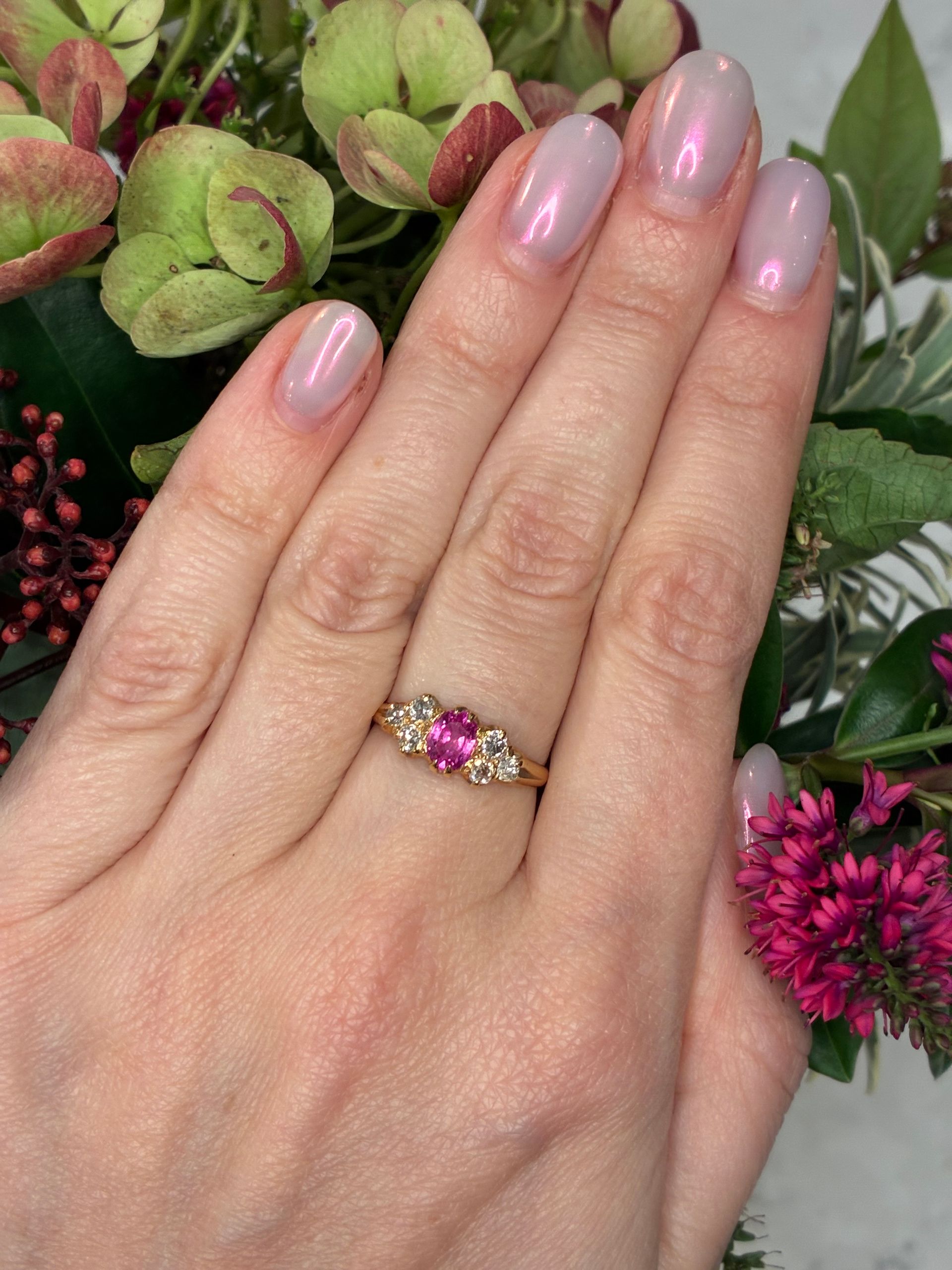 Vintage 18ct yellow gold pink sapphire and diamond ring