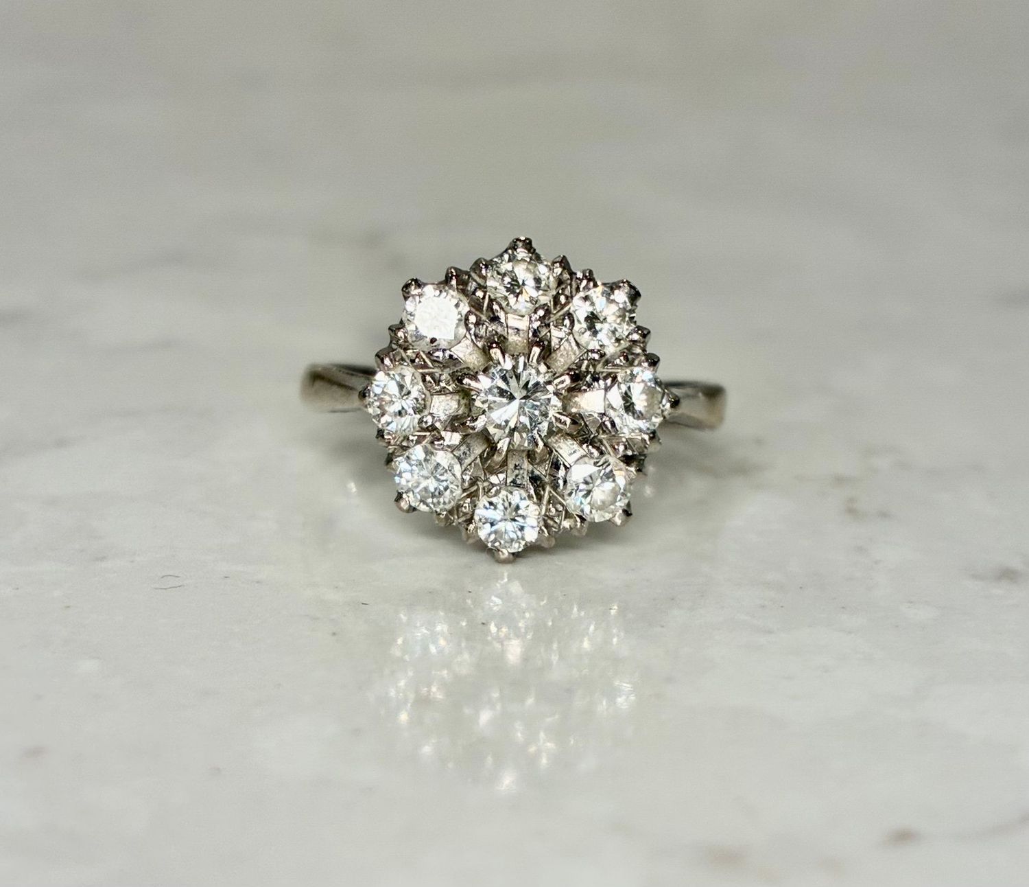 Vintage 18ct white gold and diamond cluster ring