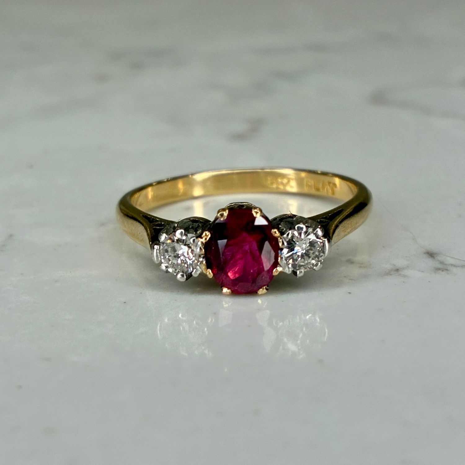 Vintage 18ct yellow gold ruby & diamond trilogy ring