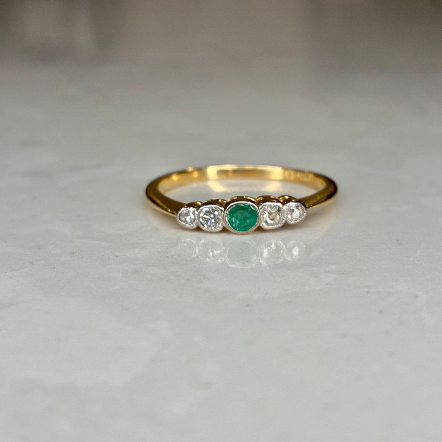 Antique 18ct yellow gold emerald and diamond ring