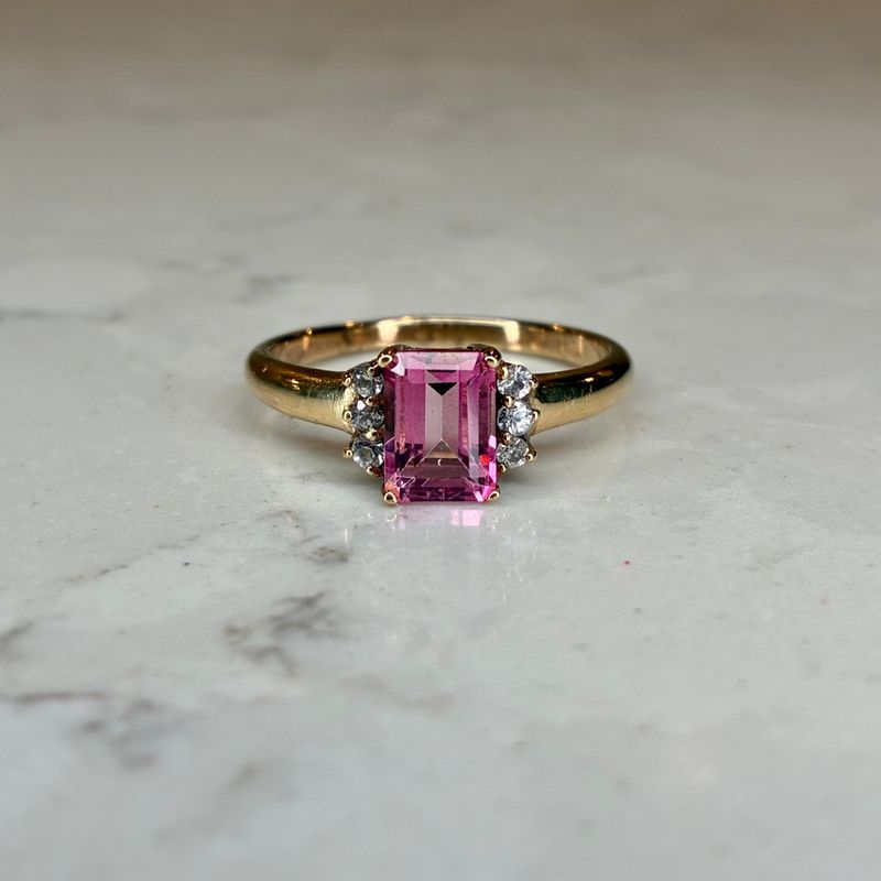 Vintage 9ct yellow gold pink tourmaline & diamond ring