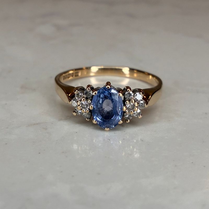 Vintage 9ct yellow gold pale sapphire & diamond ring