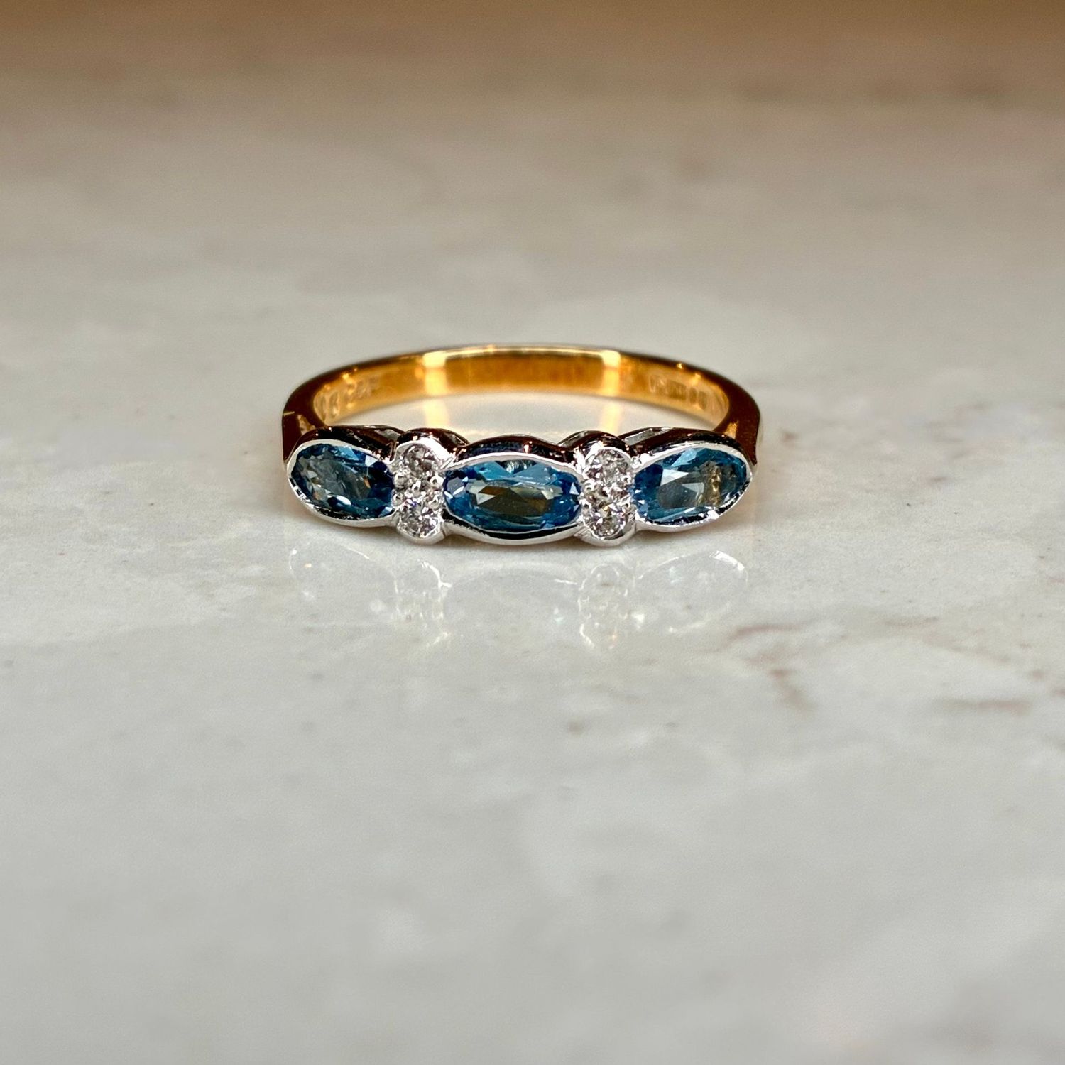 Vintage Cropp & Farr 18ct yellow gold blue topaz & diamond seven stone ring