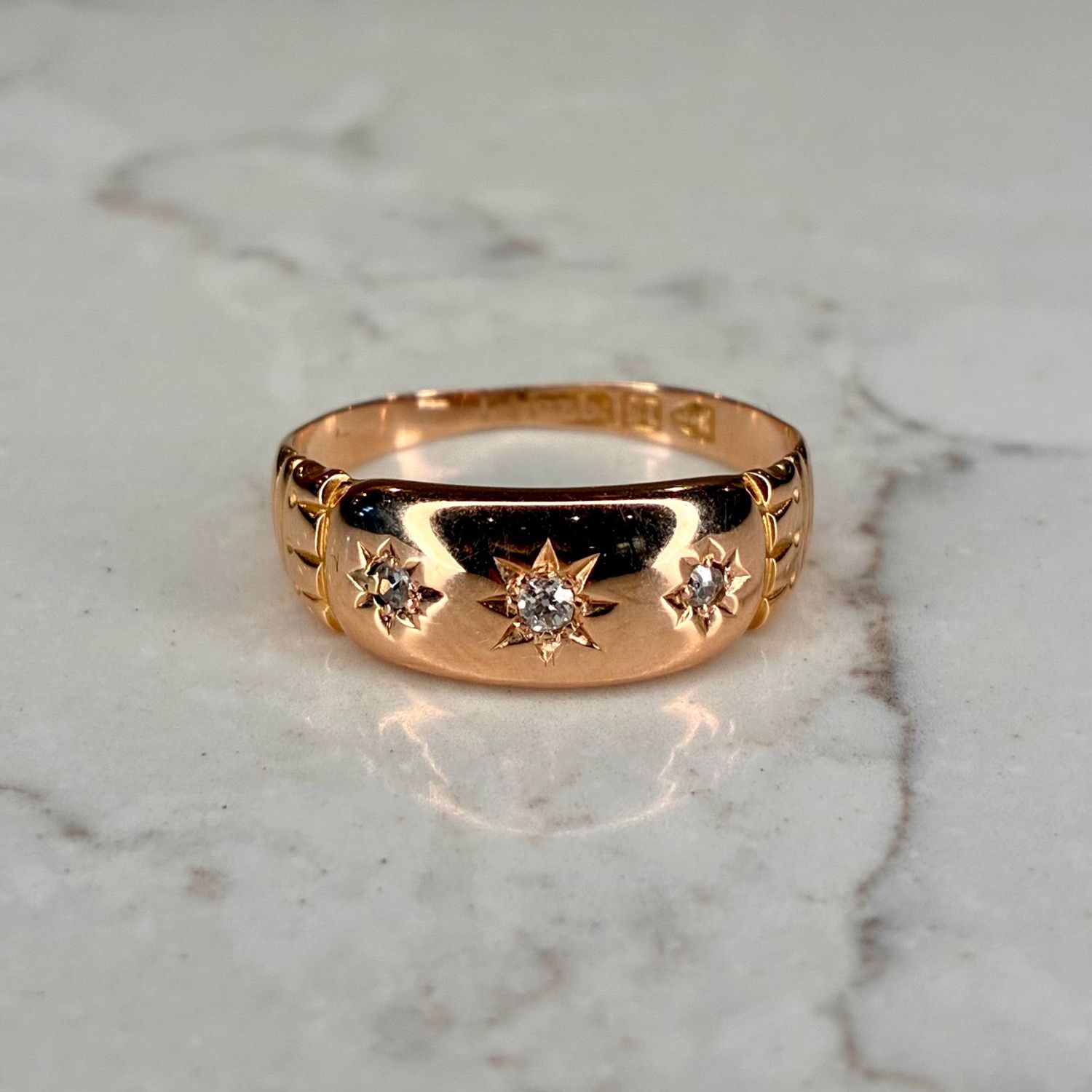 Victorian 15ct yellow gold triple starburst ring