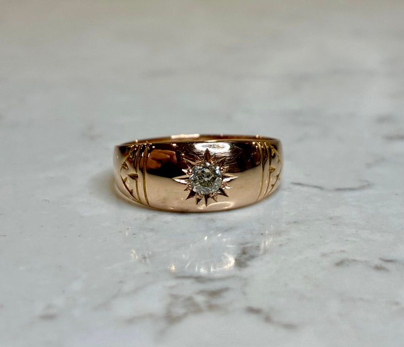 Victorian 15ct yellow gold single sunburst ring