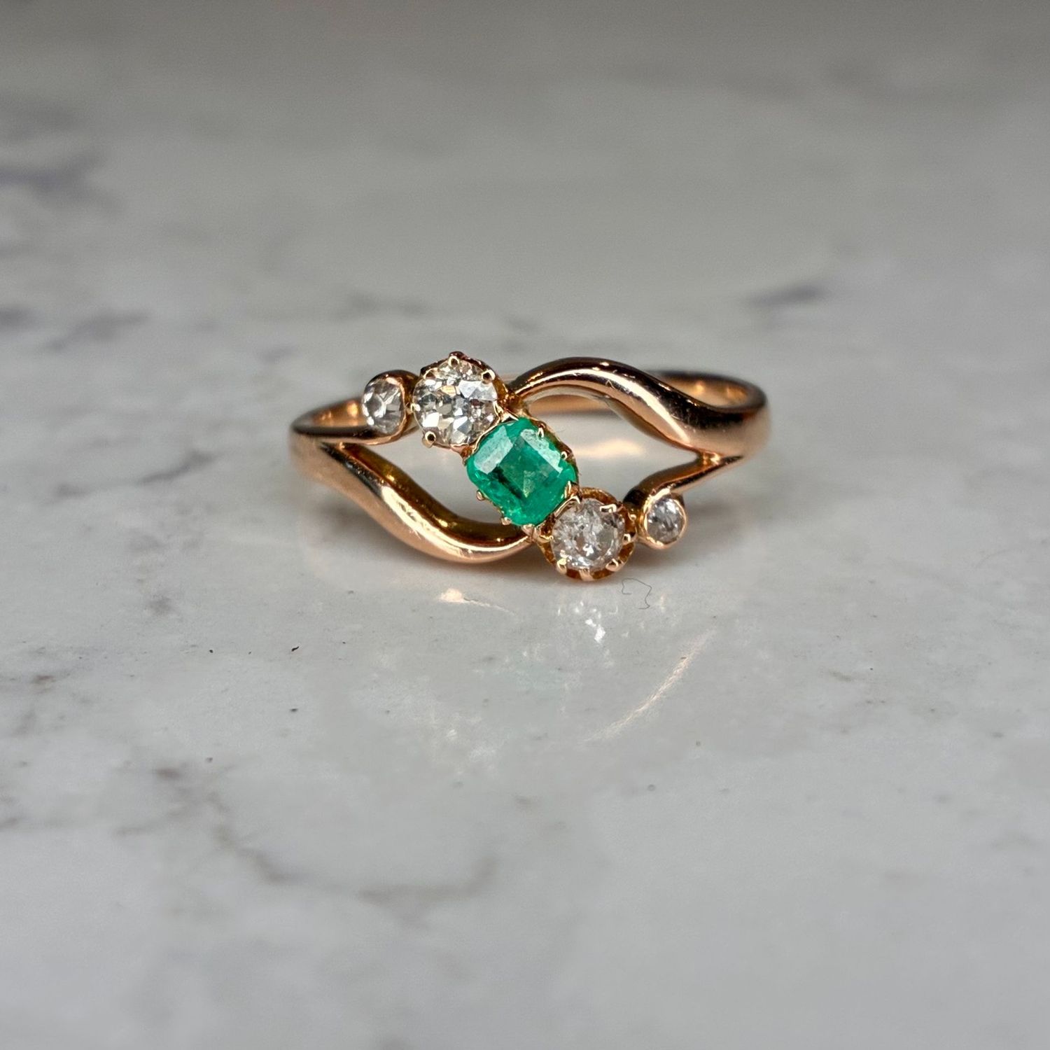 Art Nouveau Edwardian 18ct emerald & diamond ring