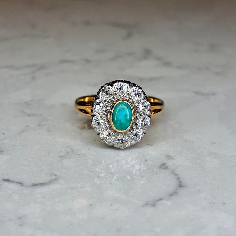 Vintage 18ct gold turquoise & diamond cluster ring
