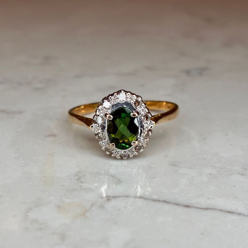 Vintage 18ct green tourmaline & diamond cluster ring