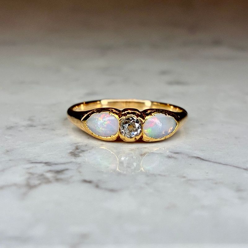Antique 16ct yellow gold opal & diamond trilogy ring