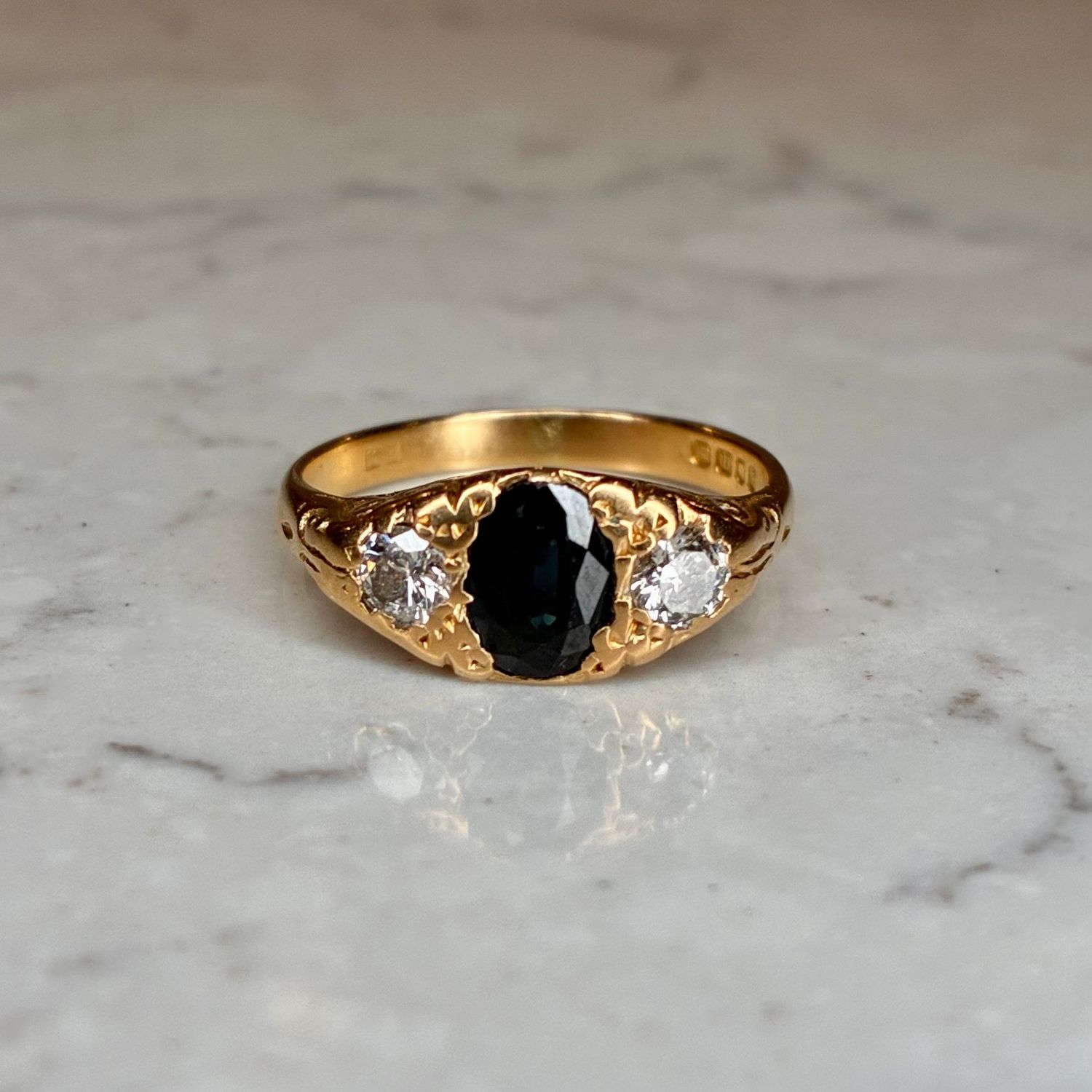 Vintage 18ct yellow gold sapphire & diamond three-stone ring