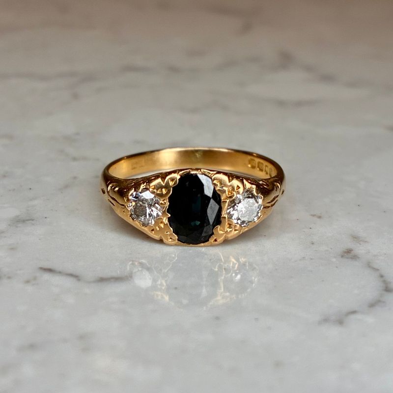 Vintage 18ct yellow gold sapphire & diamond three-stone ring