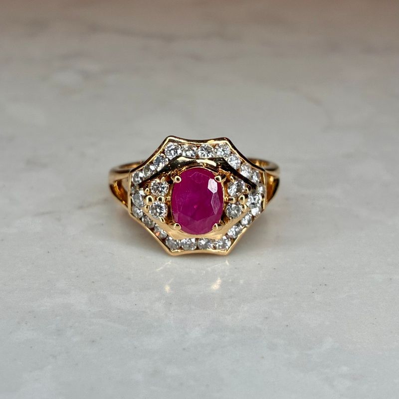Vintage 18ct ruby and diamond geometric cluster ring
