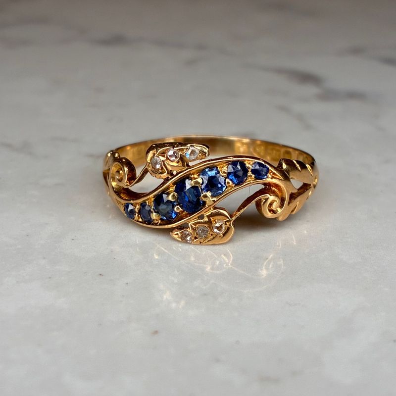 Victorian 18ct yellow gold sapphire & diamond scroll ring