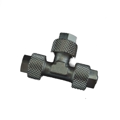 T-Stück mit Verschraubung für separaten Gasausgang (Platinausgang)