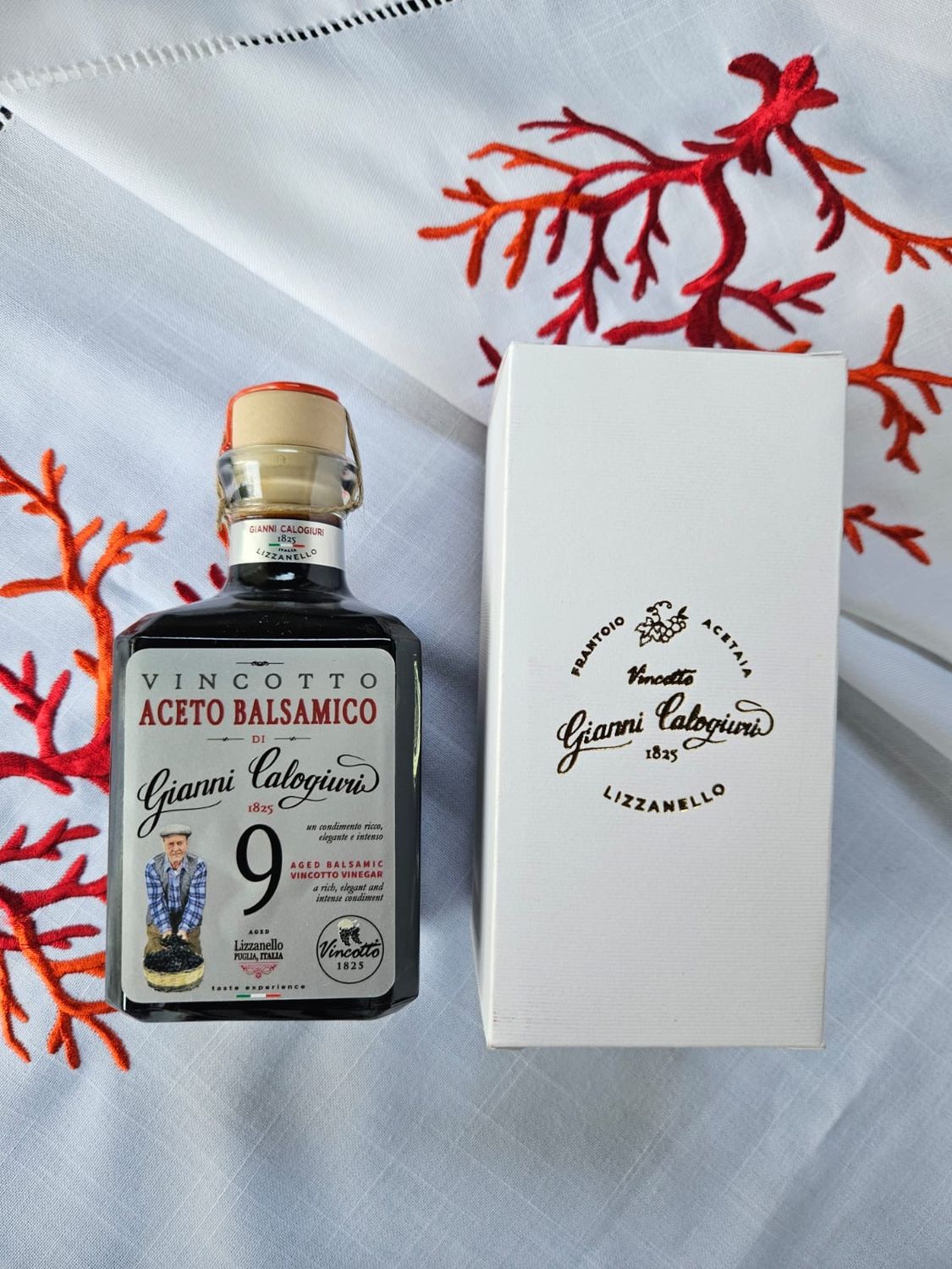 9-vuotiaiden Vincotto CALOGIURI 250 ml (valkoisessa laatikossa)