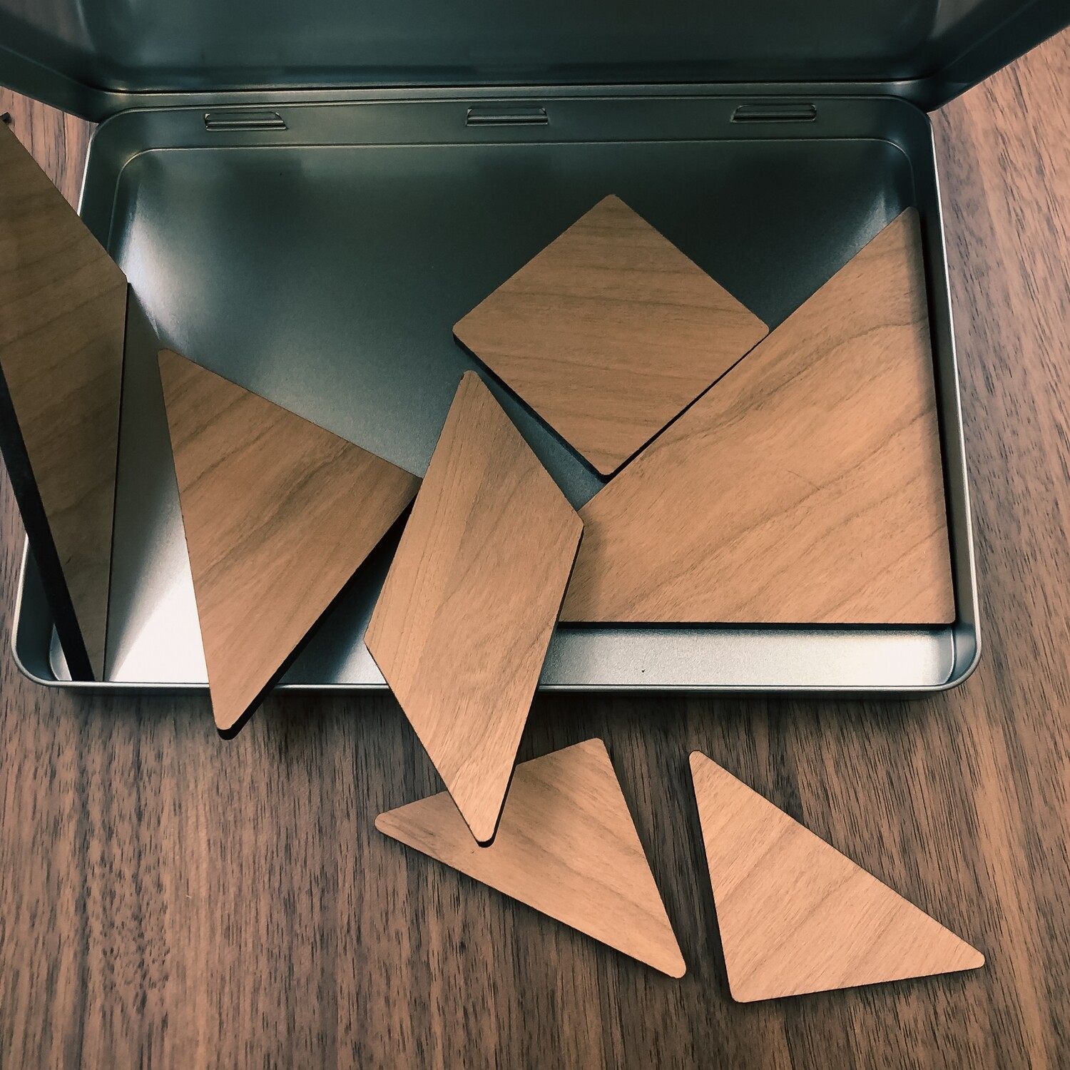 Tangram Luxury Cherry Puzzle