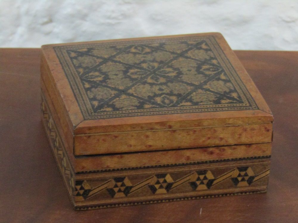 Sorrento micro mosaic jewellery/trinket small box110x110x50mm