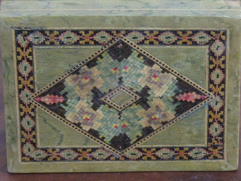 Sorrento micro mosaic jewellery/trinket small box 80x102x45mm