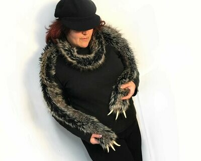 Luxury fake fur Wolf scarf with claws : Handmade
