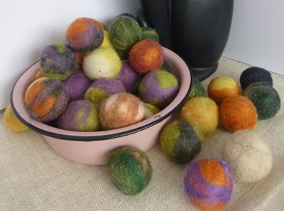 Felted Jingle-Ball Cat Toys