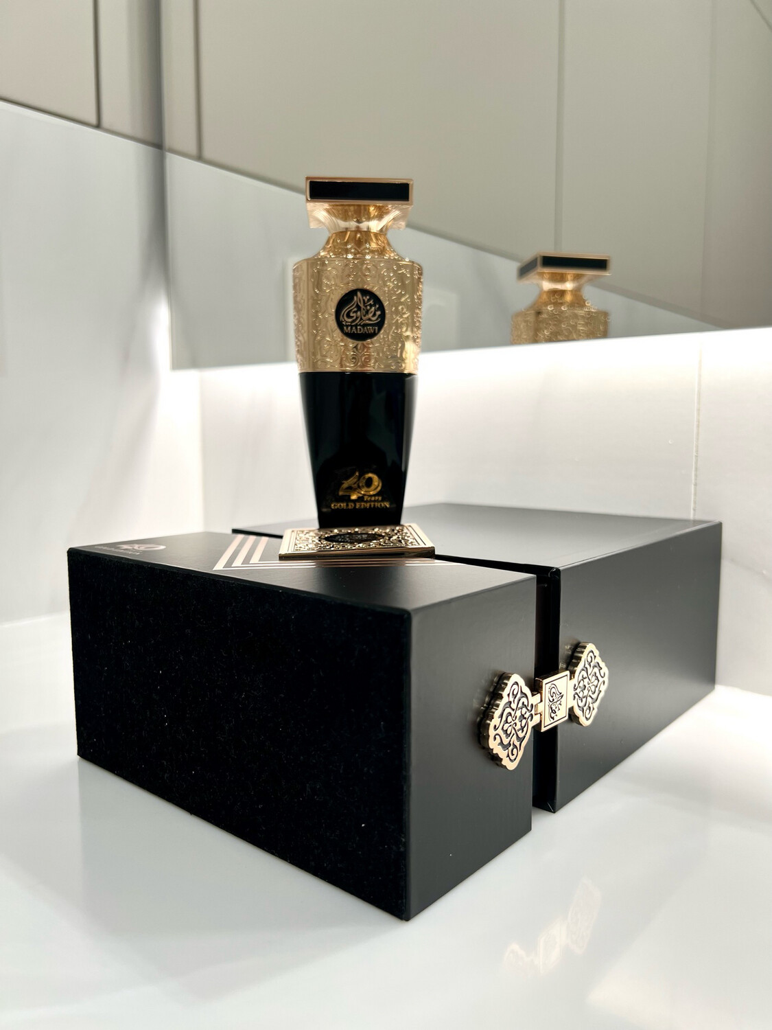 Arabian Oud Madawi 40 Years Gold Edition