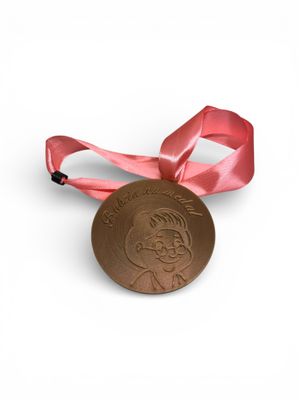Upominek "Babcia na  medal" z okazji DNIA BABCI