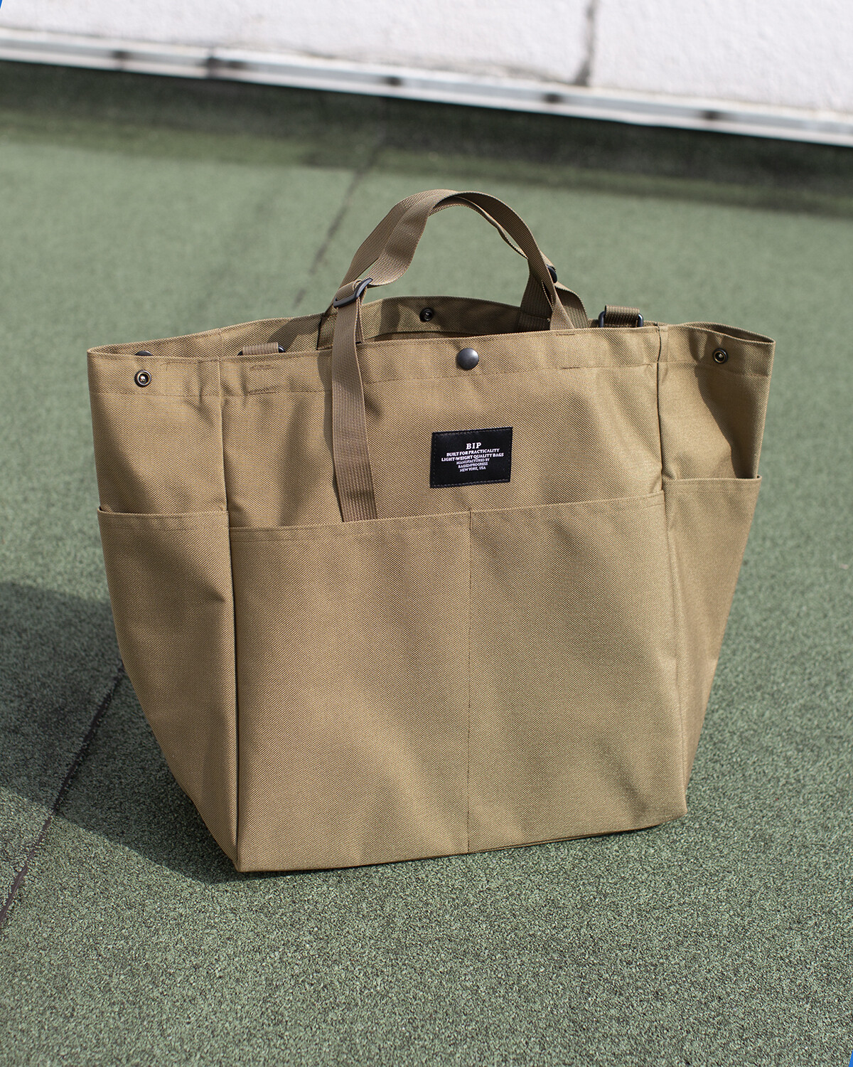 BIP CARRY-ALL BEACH BAG IN BEIGE