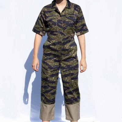 W'MENSWEAR RESEARCH COVERALL IN CAMO W'MENSWEAR RESEARCH COVERALL IN CAMO