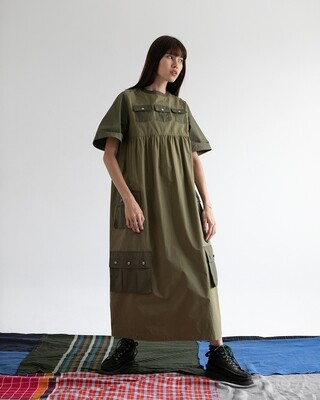 FORTUNE POCKET DRESS IN ARMY GREEN FORTUNE POCKET DRESS IN ARMY GREEN