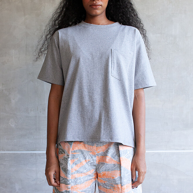 W&#39;MENSWEAR BOWL TEE IN GREY RECYCLED COTTON