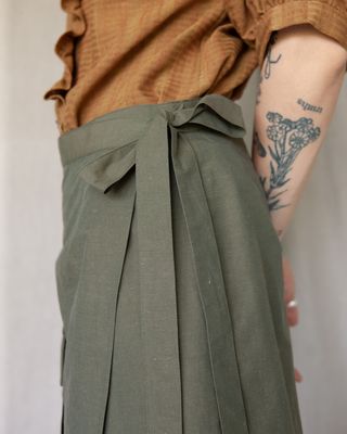 W&#39;MENSWEAR ANNIE SKIRT IN GREEN