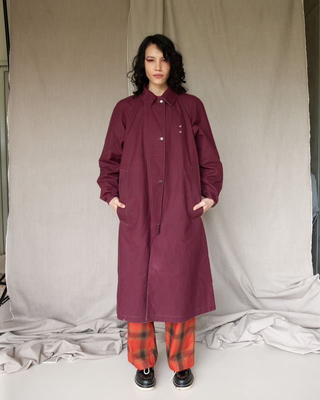 W&#39;MENSWEAR REVERSIBLE CYCLING TRENCH IN BURGANDY