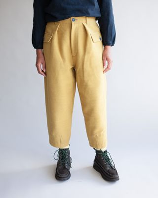 W&#39;MENSWEAR HANDWOVEN JANE PANT IN OLIVINE
