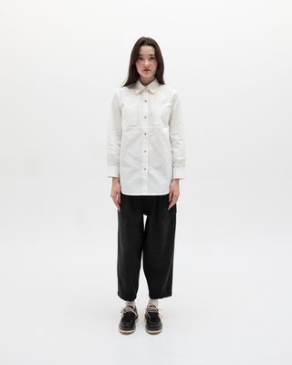 W'MENSWEAR CREW SHIRT IN OFF-WHITE