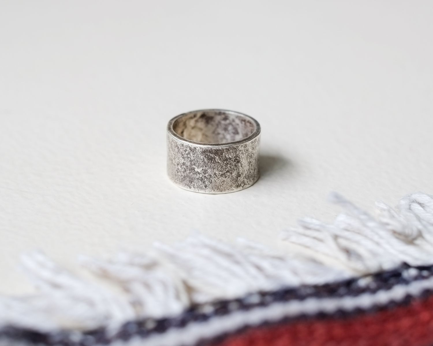 BEATEN SILVER RING BEATEN SILVER RING