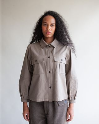 W'MENSWEAR PARA SHIRT IN MUSHROOM W'MENSWEAR PARA SHIRT IN MUSHROOM