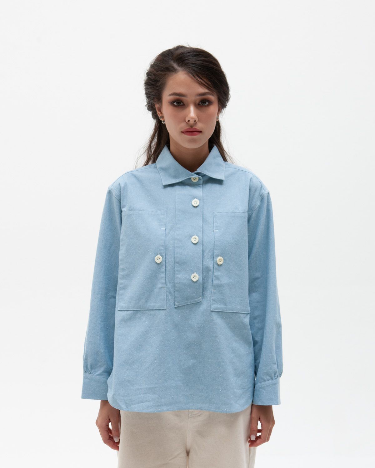 W'MENSWEAR PULLOVER SMOCK IN BABY BLUE