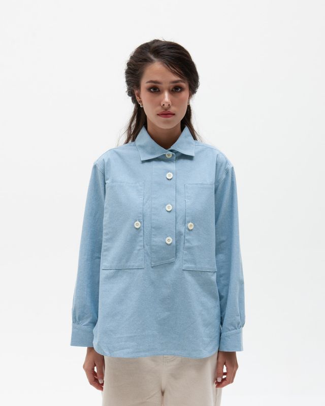 W'MENSWEAR PULLOVER SMOCK IN BABY BLUE