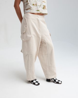 W'MENSWEAR JANET DESPATCH PANT IN ECRU