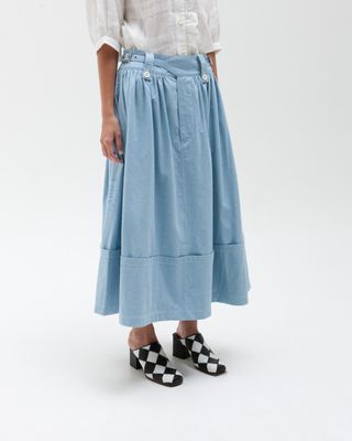 W'MENSWEAR RIDER SKIRT IN BABY BLUE