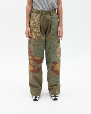 GOOD 'OL WHATS-HER-FACE FREEDOM FLIGHT TROUSER IN ARMY GREEN CAMO
