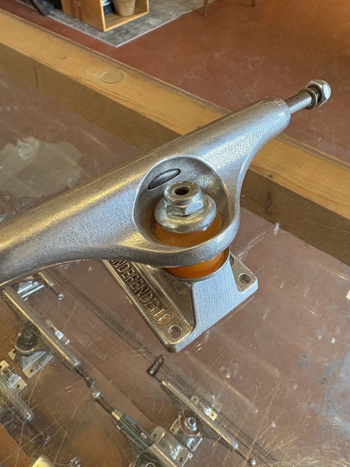 Independent Hollow silver stage 11