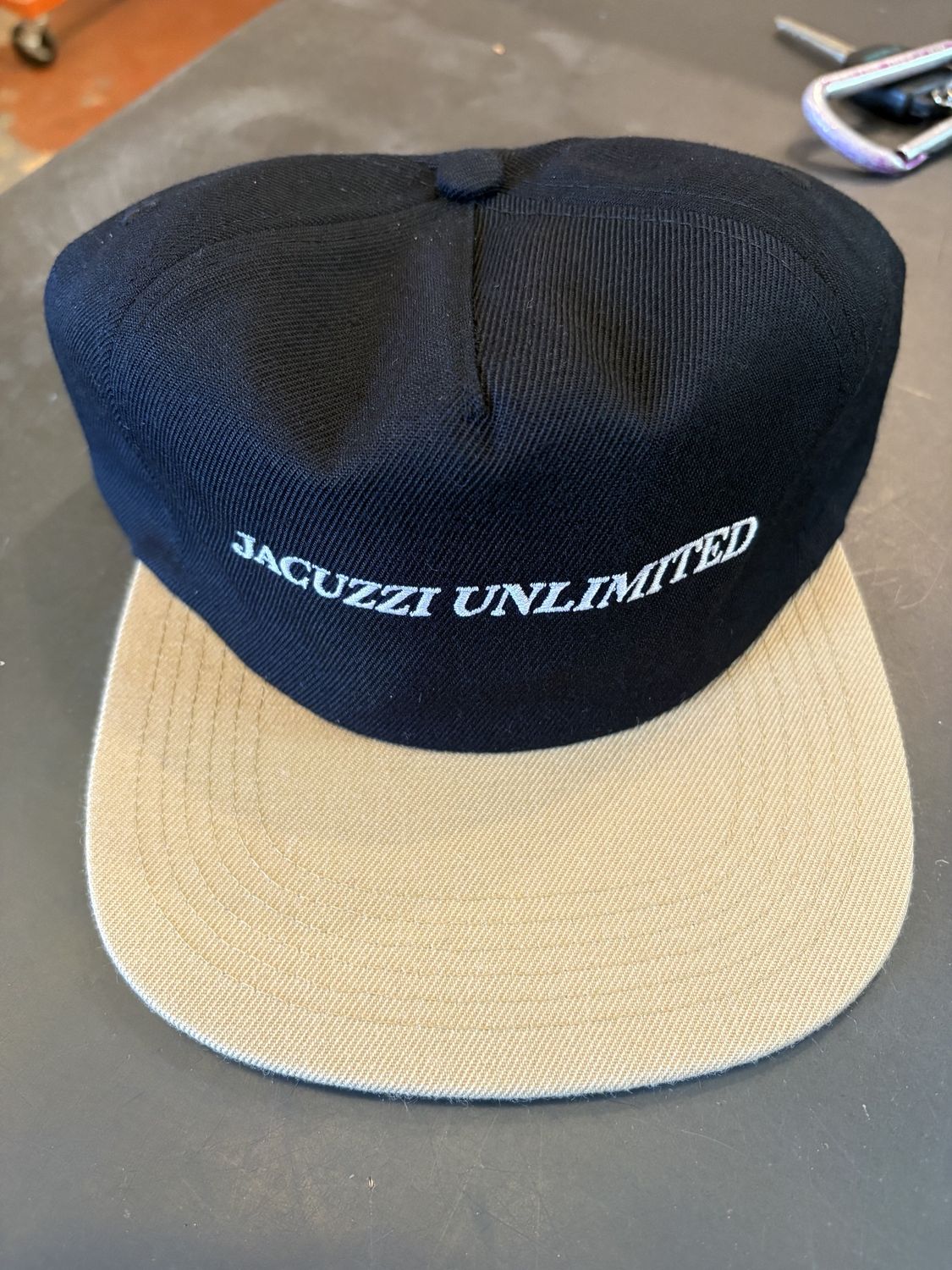 Times jacuzzi hat blk/tan