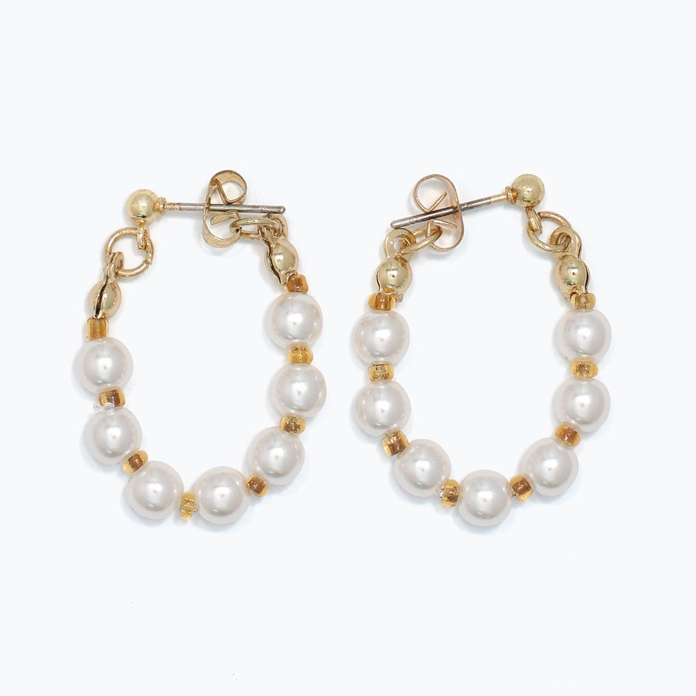 EARRINGS - GOLD HOOPS WITH PEARLS
